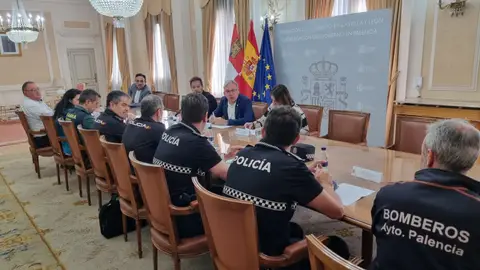 Todos los efectivos de las Fuerzas y Cuerpos de Seguridad del Estado y de la Policía Local de Palencia preparados para las elecciones europeas .