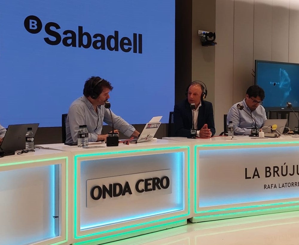 Salvador Navarro: "Es necesaria la transformación del modelo productivo" Salvador Navarro: "Es necesaria la transformación del modelo productivo"