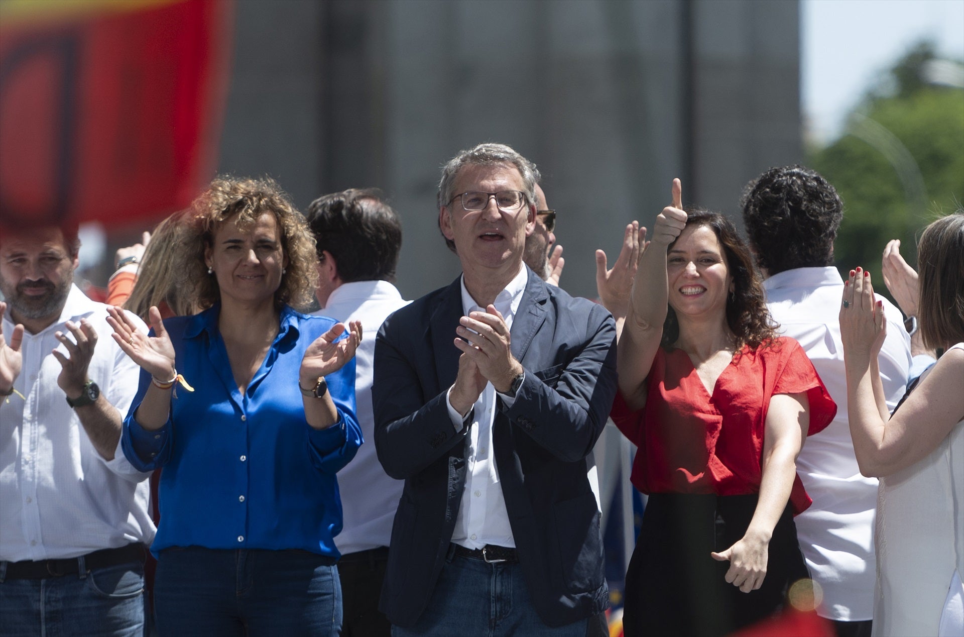 El PP celebra en Madrid un gran acto con Feijóo, Ayuso y Almeida en la recta final de la campaña El PP celebra en Madrid un gran acto con Feijóo, Ayuso y Almeida en la recta final de la campaña