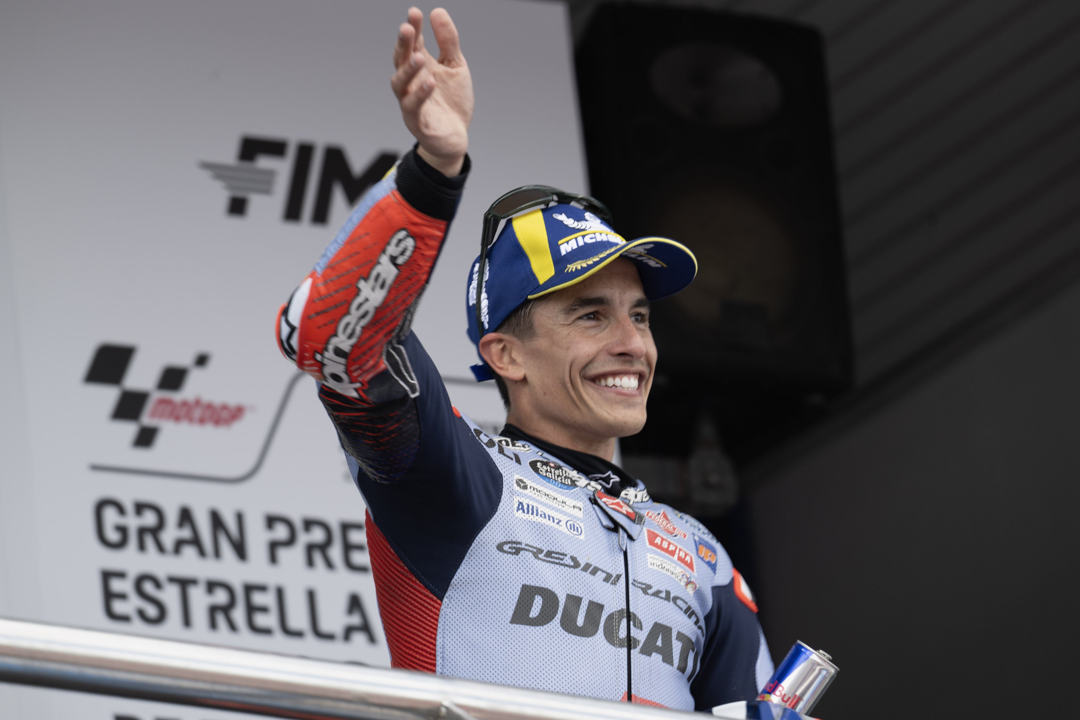 Marc Márquez ficha por el equipo oficial de Ducati hasta 2026 Marc Márquez ficha por el equipo oficial de Ducati hasta 2026