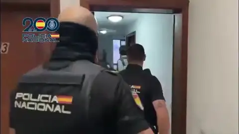 La Policía Nacional libera a 11 mujeres que eran explotadas sexualmente en Lanzarote La Policía Nacional libera a 11 mujeres que eran explotadas sexualmente en Lanzarote