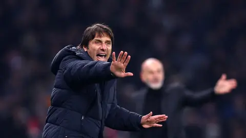 Antonio Conte, nuevo entrenador del Nápoles Antonio Conte, nuevo entrenador del Nápoles