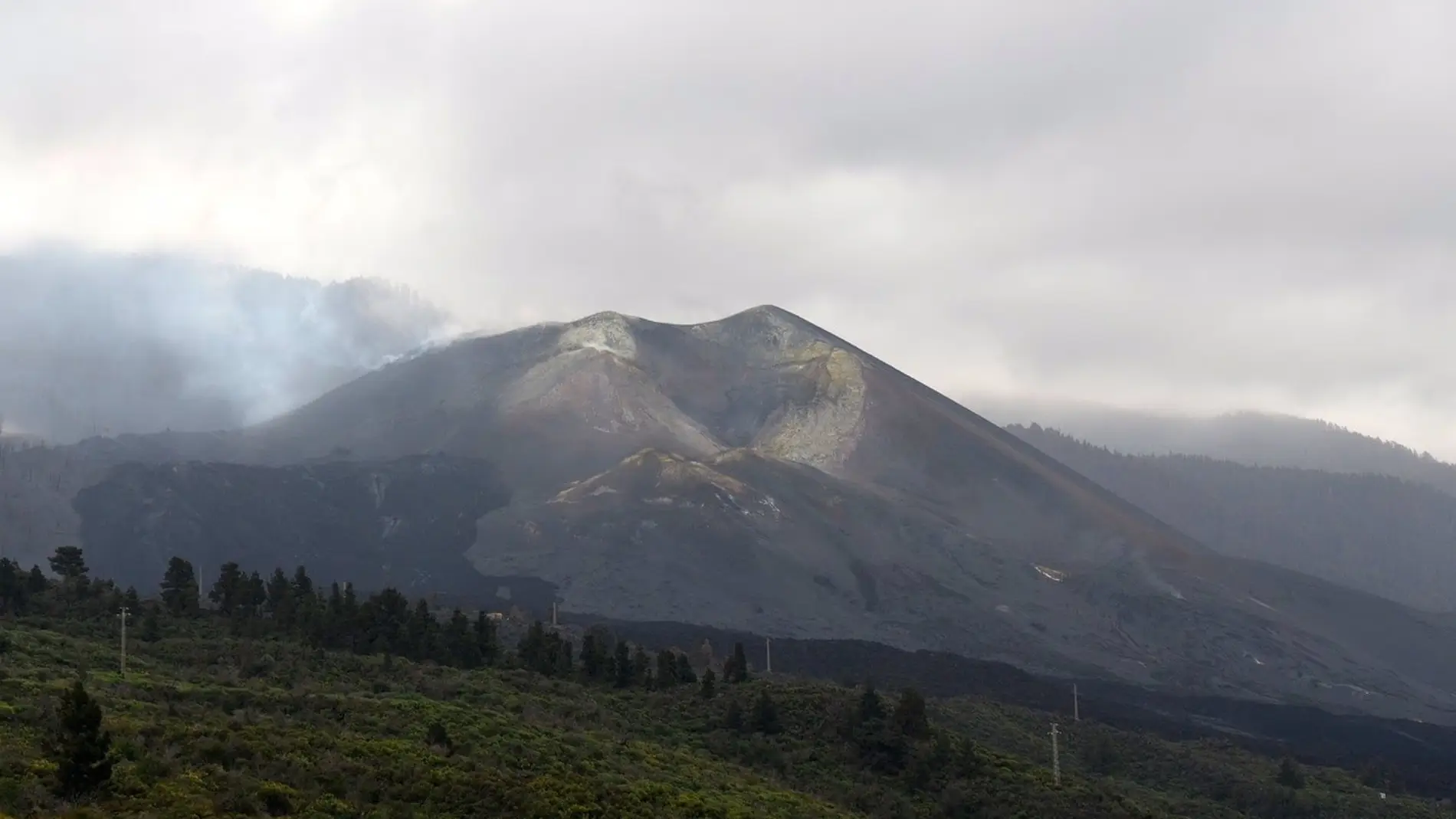 Imagen del volcán Tajogaite que entraba en erupción en el año 2021 en la isla de La Palma 
