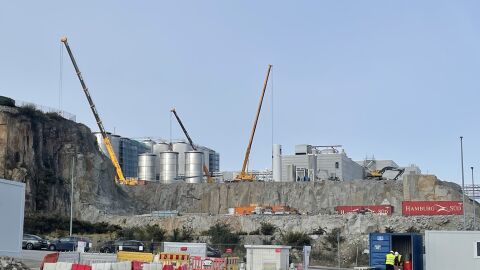 Obras de la nueva fábrica de Morás