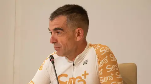 Una ruta ciclista hasta el Parlamento recauda fondos para adolescentes con cáncer Una ruta ciclista hasta el Parlamento recauda fondos para adolescentes con cáncer
