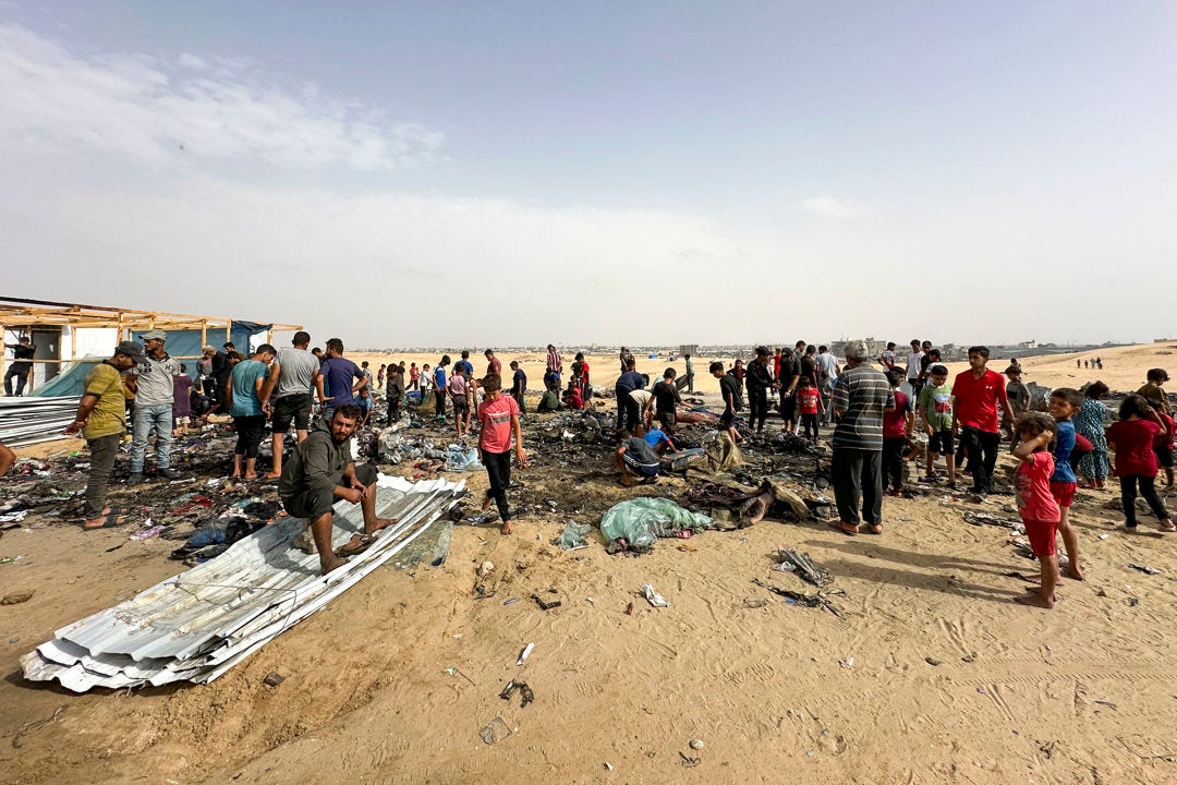 Al menos 27 muertos en un ataque de Israel a una escuela de la Agencia de la ONU para los Refugiados Palestinos Al menos 27 muertos en un ataque de Israel a una escuela de la Agencia de la ONU para los Refugiados Palestinos