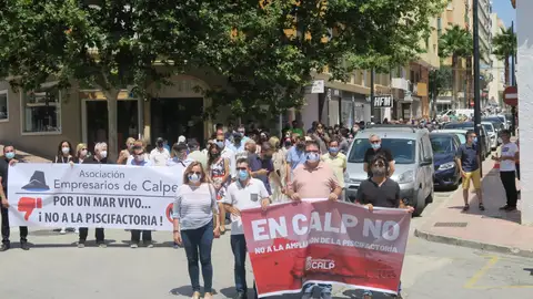 Vecinos y empresarios están en contra de la ampliación de la piscifactoría de Calpe Vecinos y empresarios están en contra de la ampliación de la piscifactoría de Calpe