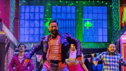 Javi Mota, durante su actuaci&oacute;n en 'La movida'