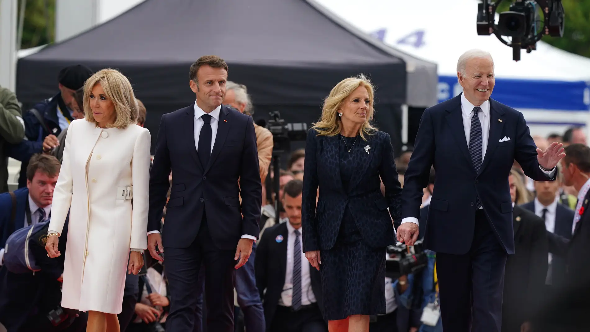 El Presidente de Francia Emmanuel Macron y su esposa Brigitte Macron con el Presidente estadounidense Joe Biden y la primera dama Jill Biden