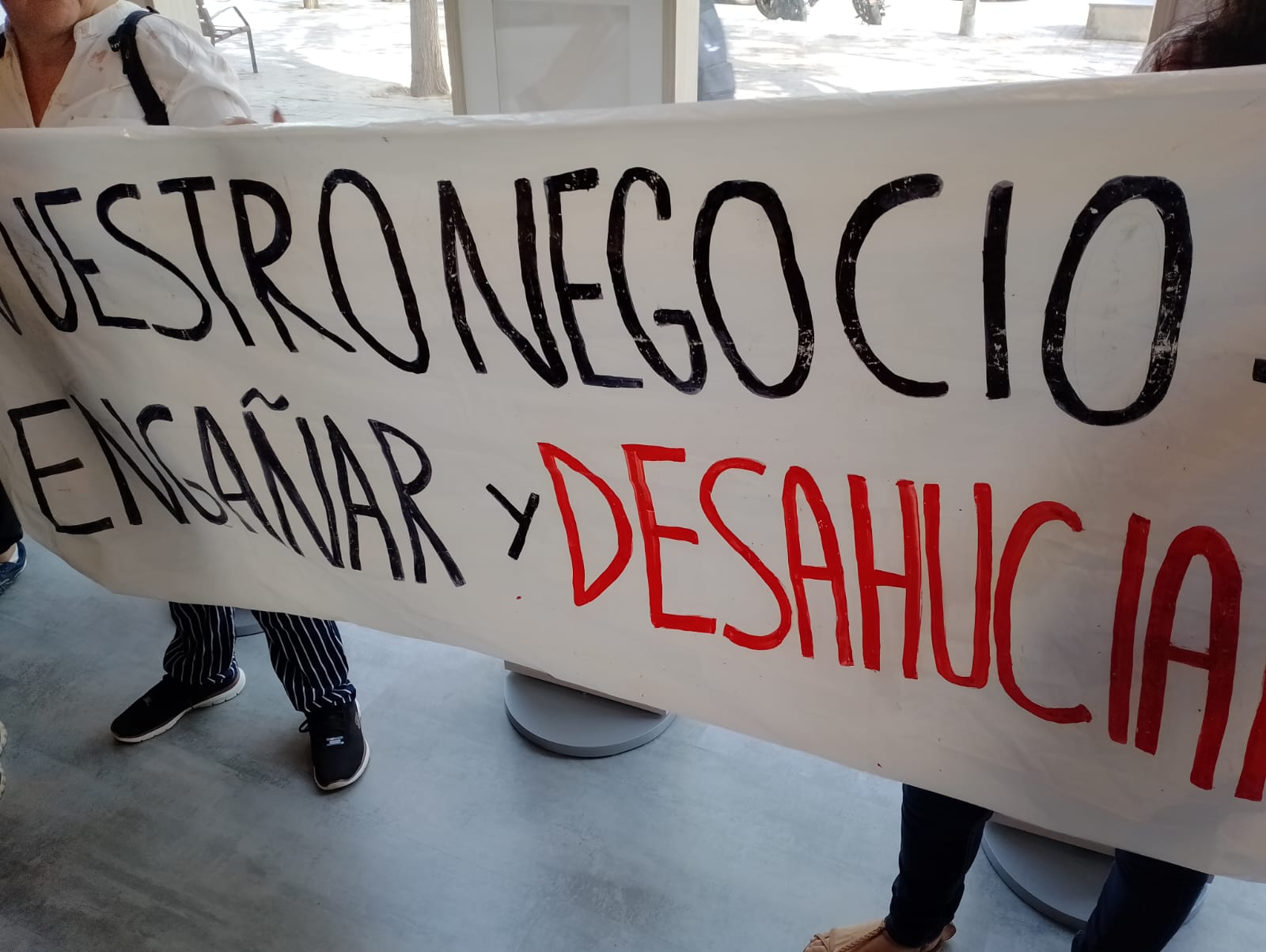La familia a la que iban a desalojar de una vivienda de Alicante ha encontrado una alternativa La familia a la que iban a desalojar de una vivienda de Alicante ha encontrado una alternativa