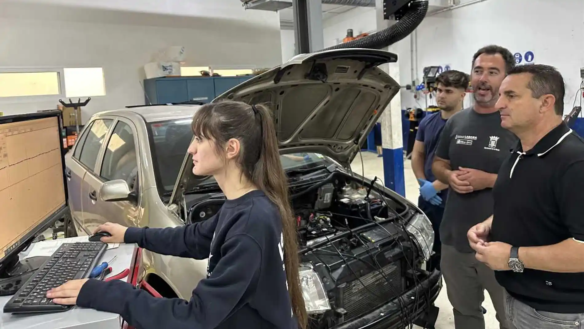 La insercción laboral de la Escuela de Oficios de La Nucía supera el 40 %. La insercción laboral de la Escuela de Oficios de La Nucía supera el 40 %.