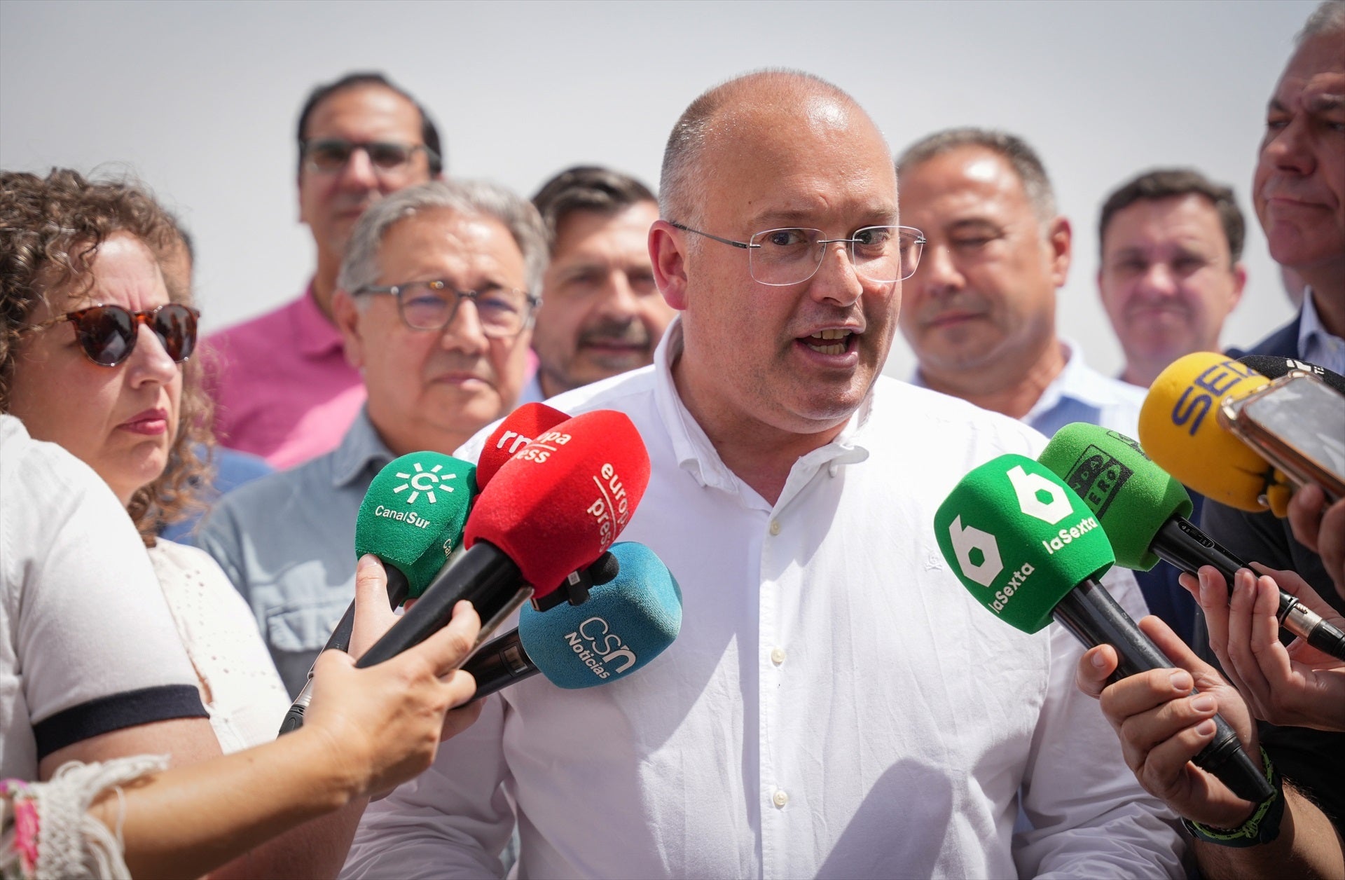 El PP dice que Sánchez usó a Begoña Gómez como "conseguidora" y ahora como "escudo humano" El PP dice que Sánchez usó a Begoña Gómez como "conseguidora" y ahora como "escudo humano"
