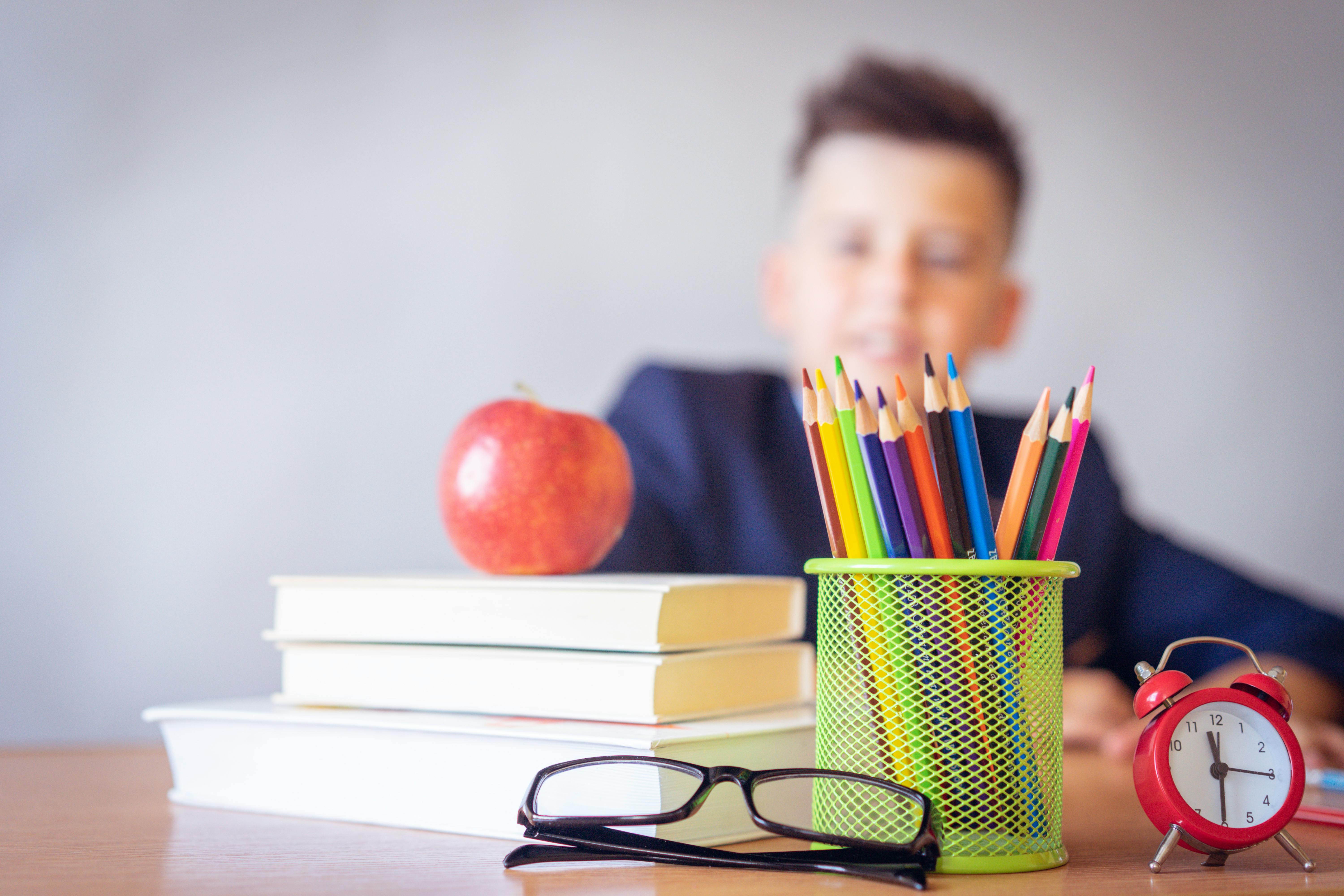 La Comunidad de Madrid dará gafas graduadas gratuitas a menores de 14 años con miopía o astigmatismo La Comunidad de Madrid dará gafas graduadas gratuitas a menores de 14 años con miopía o astigmatismo