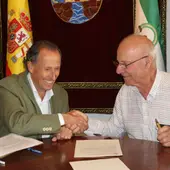 Firma del convenio hoy en el Ayuntamiento de Chiclana Firma del convenio hoy en el Ayuntamiento de Chiclana