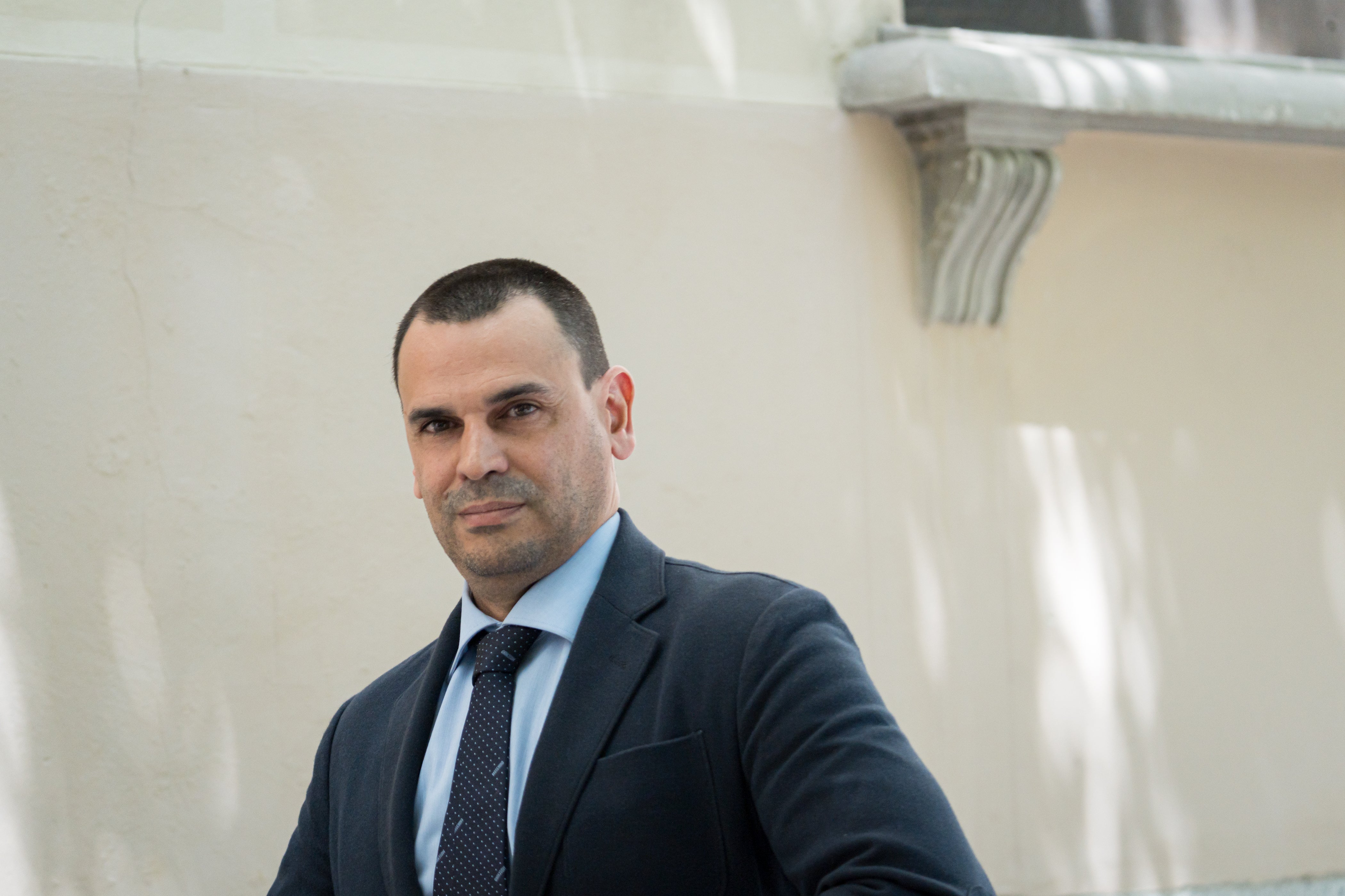 El juez rechaza el recurso de la Fiscalía para dejar de investigar la revelación de secretos sobre el novio de Ayuso El juez rechaza el recurso de la Fiscalía para dejar de investigar la revelación de secretos sobre el novio de Ayuso
