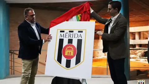 El Mérida cambia su identidad corporativa El Mérida cambia su identidad corporativa