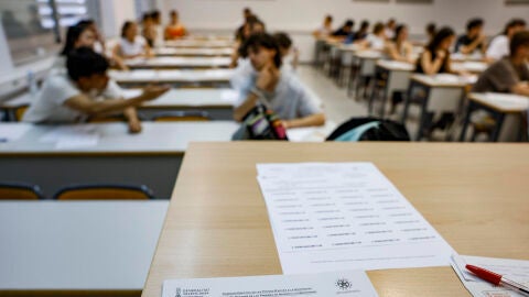 Alumnos preparados para la realizaci&oacute;n de las pruebas de la EBAU