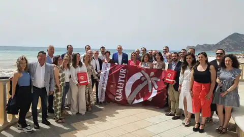 Turisme CV otorga la bandera Qualitur a 204 playas y calas de 39 municipios de la Comunitat Valenciana. Turisme CV otorga la bandera Qualitur a 204 playas y calas de 39 municipios de la Comunitat Valenciana.