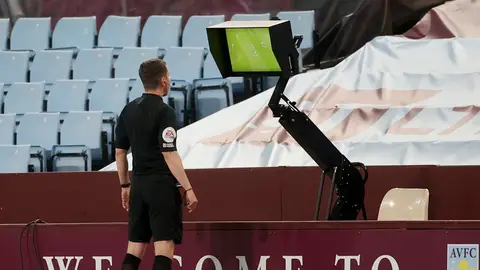 Los clubes de la Premier votan a favor de mantener el VAR Los clubes de la Premier votan a favor de mantener el VAR