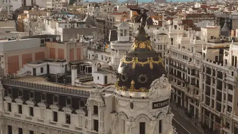 La Gran Vía de Madrid La Gran Vía de Madrid