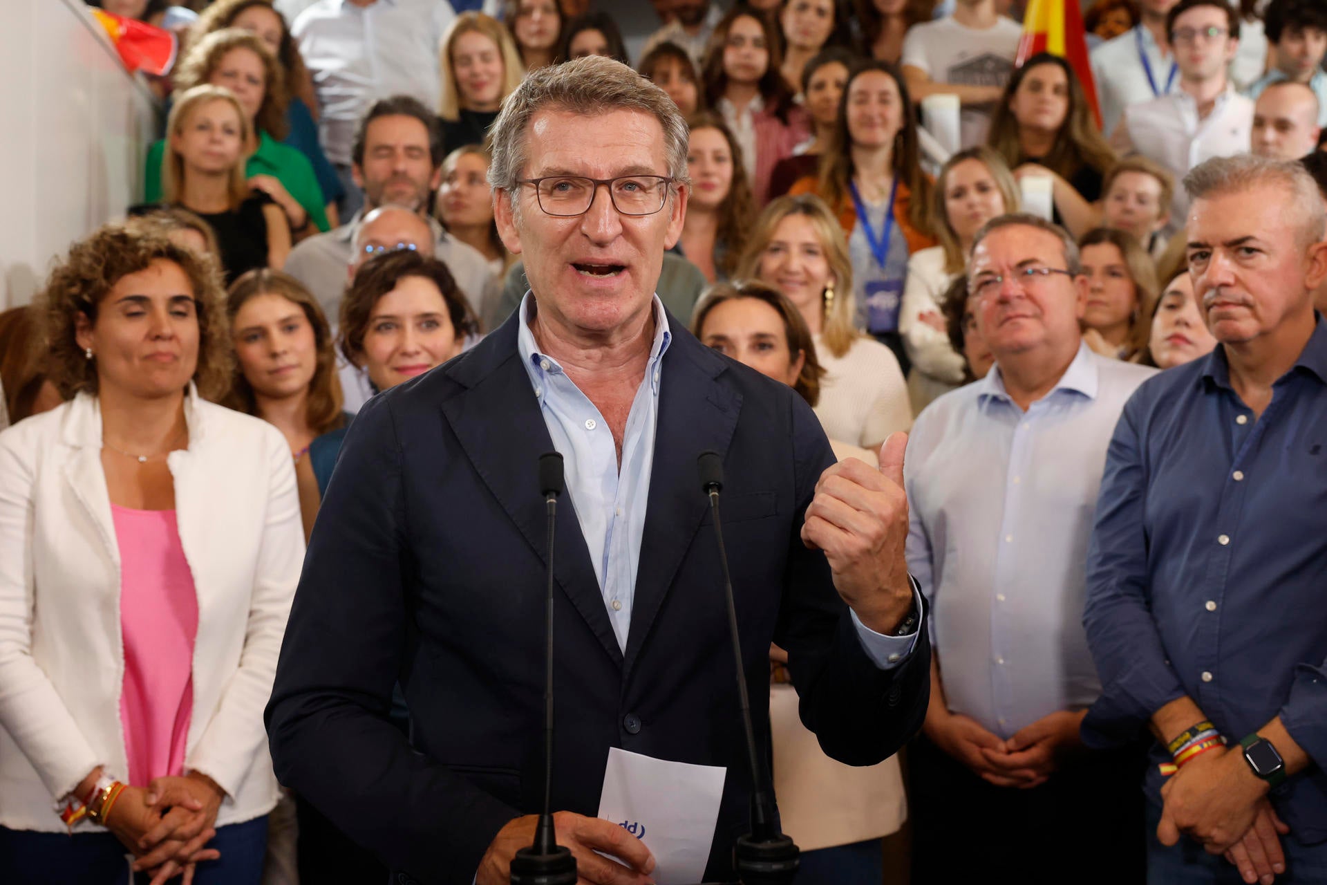 Feijóo asegura que el "triunfo contundente" del PP en las europeas es la antesala de una victoria en las generales Feijóo asegura que el "triunfo contundente" del PP en las europeas es la antesala de una victoria en las generales