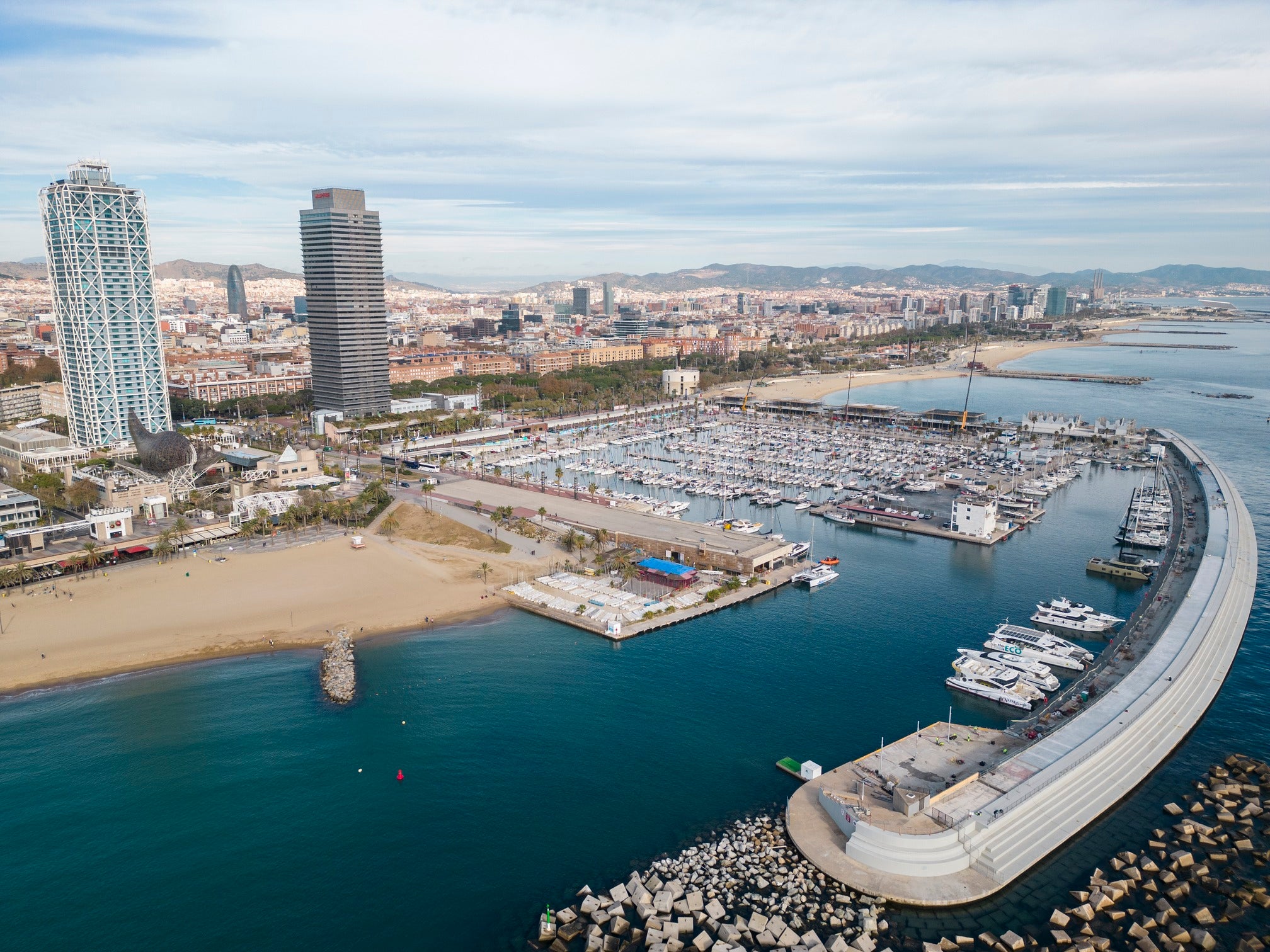 Barcelona, entre les ciutats de costa més cares per llogar un habitatge a Espanya Barcelona, entre les ciutats de costa més cares per llogar un habitatge a Espanya