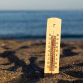 Termómetro en la playa