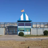 El Centre d'Internament d'Estrangers (CIE) de la Zona Franca El Centre d'Internament d'Estrangers (CIE) de la Zona Franca