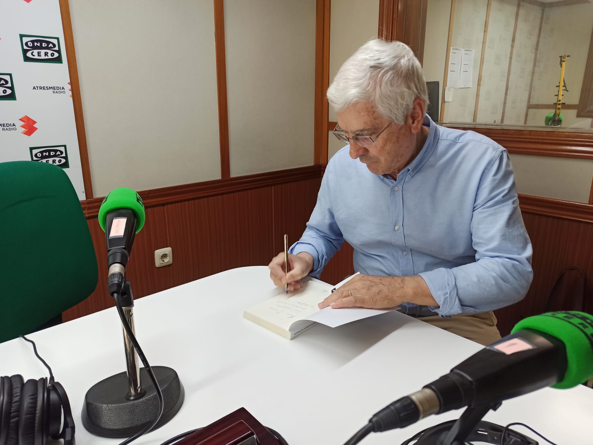 José María Barreda presenta el libro: 'Un militante de base en (la) transición' José María Barreda presenta el libro: 'Un militante de base en (la) transición'