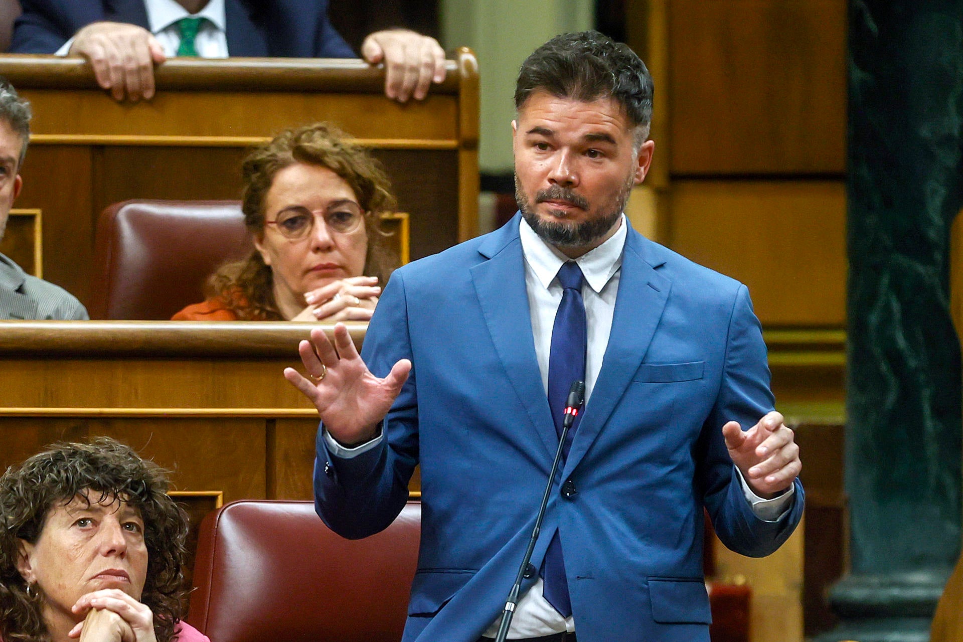 Rufián no descarta una repetición electoral y evita pronunciarse sobre si Illa será presidente: "Si me meto me montan un pollo" Rufián no descarta una repetición electoral y evita pronunciarse sobre si Illa será presidente: "Si me meto me montan un pollo"