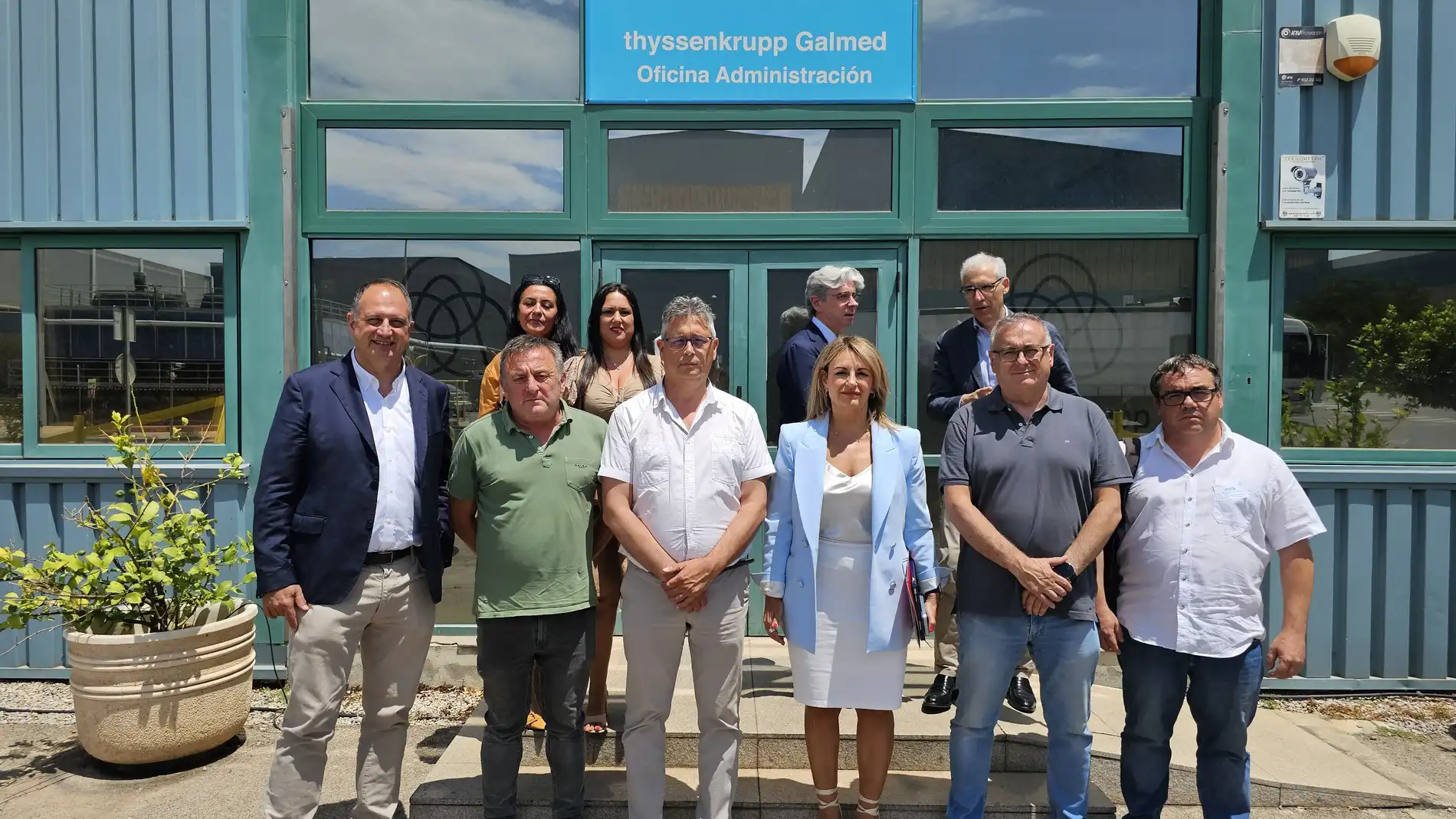 Representantes de la plantilla de ThyssenKrupp Galmed se reúnen con miembros de la Conselleria de Industria e Innovación