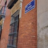 La placa se colocaría en la calle Hernán Pérez del Pulgar