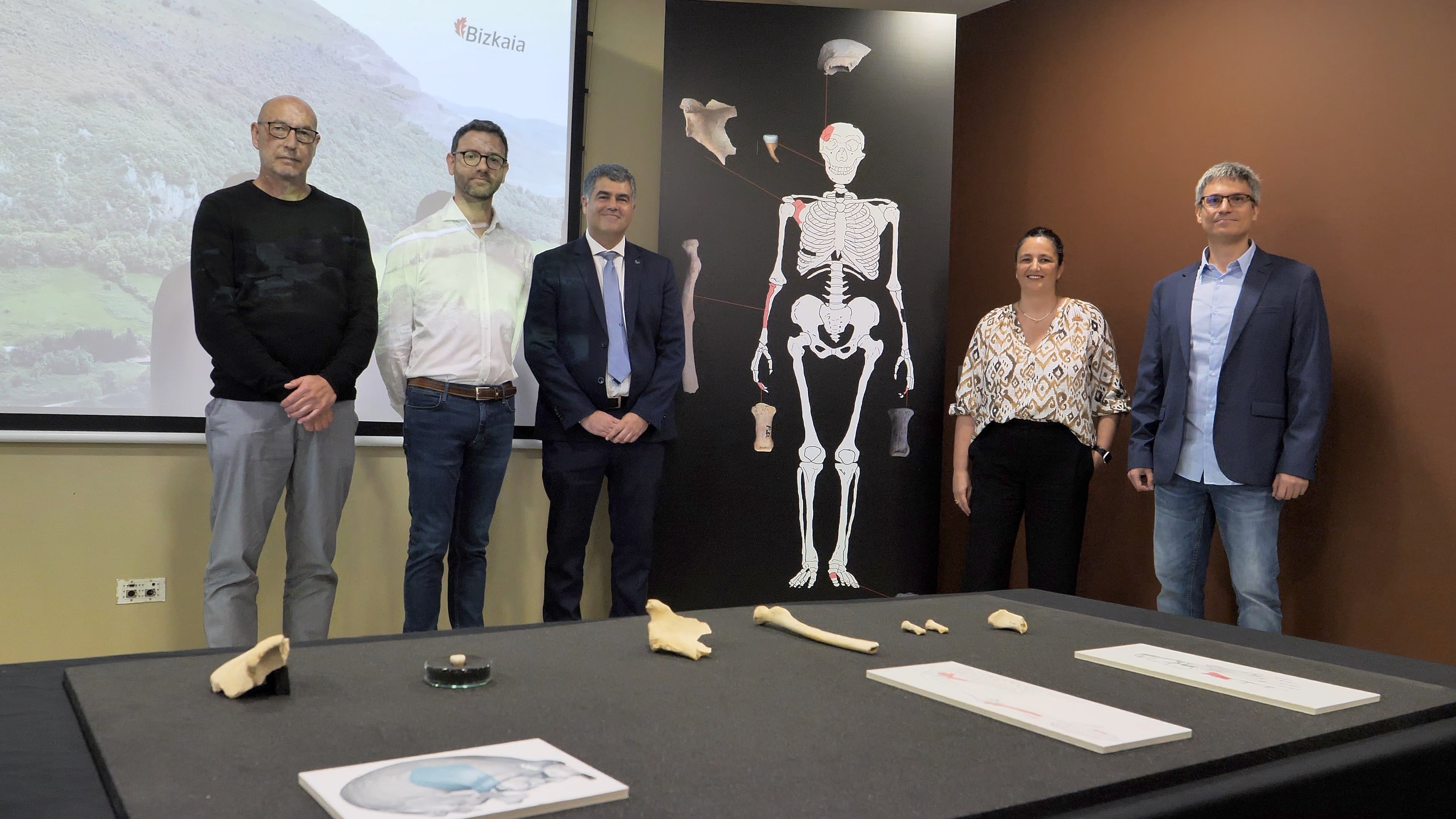 Andere, la mujer neandertal a la que podrían pertenecer los restos humanos más antiguos de Euskadi Andere, la mujer neandertal a la que podrían pertenecer los restos humanos más antiguos de Euskadi