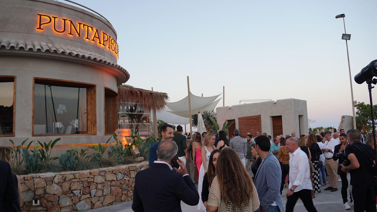 El chef Pablo Montoro desvela en Más de uno Alicante cómo será el primer aniversario de Puntapiedra El chef Pablo Montoro desvela en Más de uno Alicante cómo será el primer aniversario de Puntapiedra
