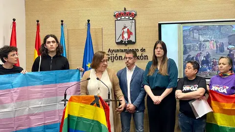 El pleno rechaza la declaración institucional por el día LGTBI El pleno rechaza la declaración institucional por el día LGTBI