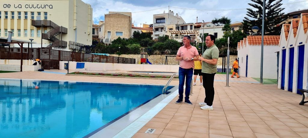 Finestrat adelanta la apertura de la piscina municipal y abre matrícula para los cursos de natación y Aquagym Finestrat adelanta la apertura de la piscina municipal y abre matrícula para los cursos de natación y Aquagym