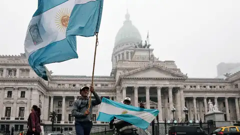 Qué es la ‘Ley Bases’ de Javier Milei: habrá cuatro grandes cambios en Argentina Qué es la ‘Ley Bases’ de Javier Milei: habrá cuatro grandes cambios en Argentina