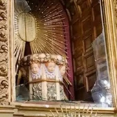 Hornacina asaltada en la Ermita de Las Virtudes Hornacina asaltada en la Ermita de Las Virtudes