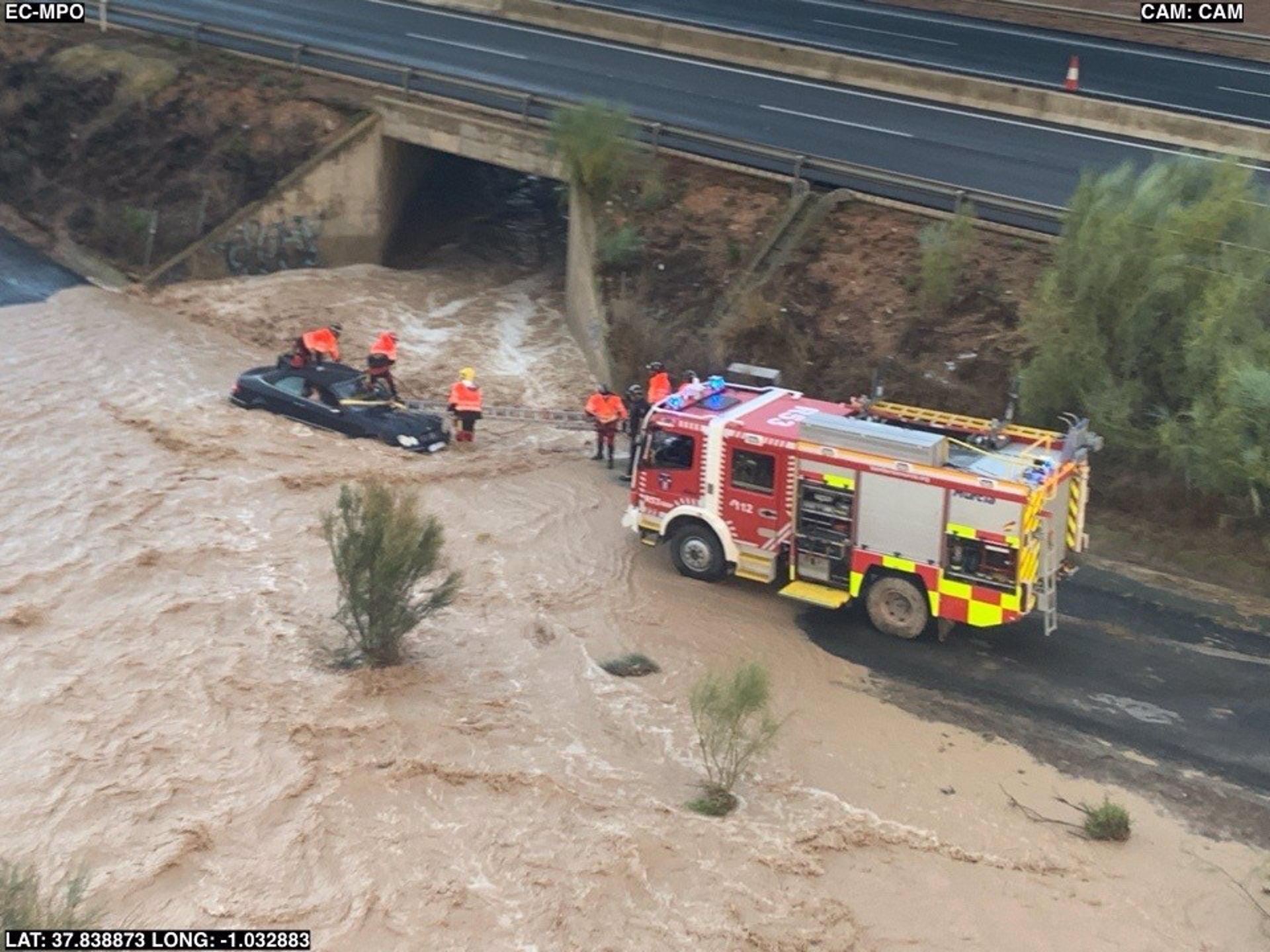 Casi medio millar de asuntos relacionados con las tormentas gestionó este miércoles el 112 Casi medio millar de asuntos relacionados con las tormentas gestionó este miércoles el 112
