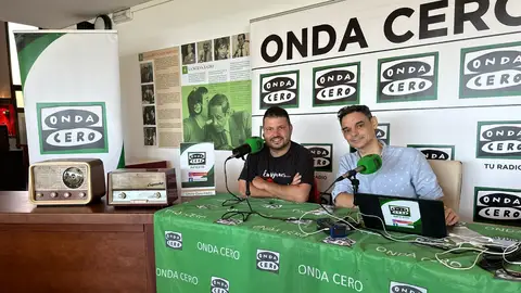 Programa Especial desde Bimenes: Aitor García (Alcalde) y Enrique Carballeira Programa Especial desde Bimenes: Aitor García (Alcalde) y Enrique Carballeira