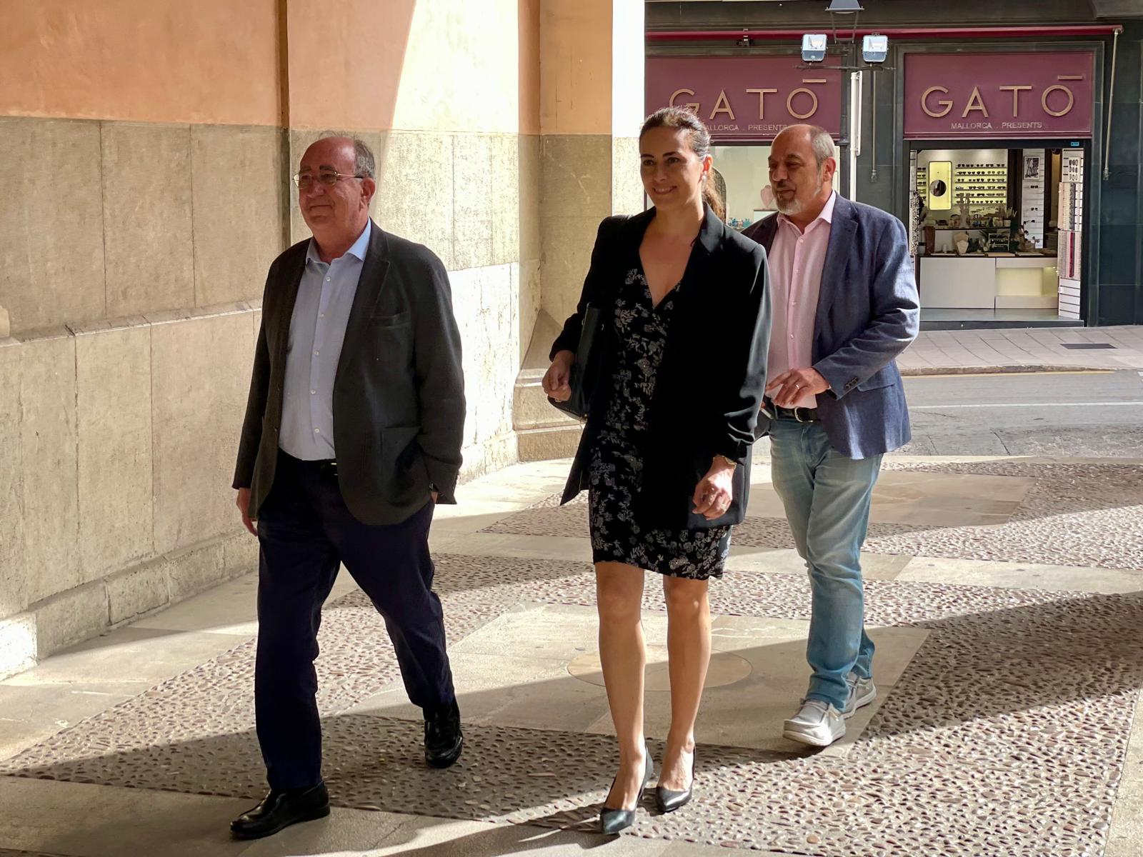 Vuelve la incertidumbre sobre la expulsión de los díscolos de Vox en Baleares Vuelve la incertidumbre sobre la expulsión de los díscolos de Vox en Baleares