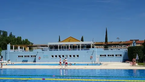 Las piscinas de la Ciudad Deportiva "José María Escriche" abren este sábado Las piscinas de la Ciudad Deportiva "José María Escriche" abren este sábado