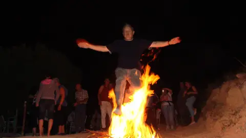 Salto de hoguera Salto de hoguera