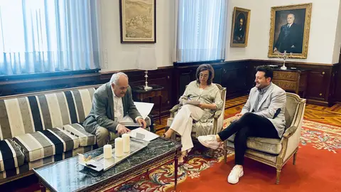 La Diputación de Palencia estudiará la colaboración con el ayuntamiento de Astudillo para la construcción de un nuevo cementerio .