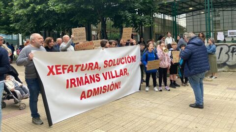 A ANPA do Colexio P&uacute;blico Irm&aacute;ns Villar de Ourense contin&uacute;a as protestas