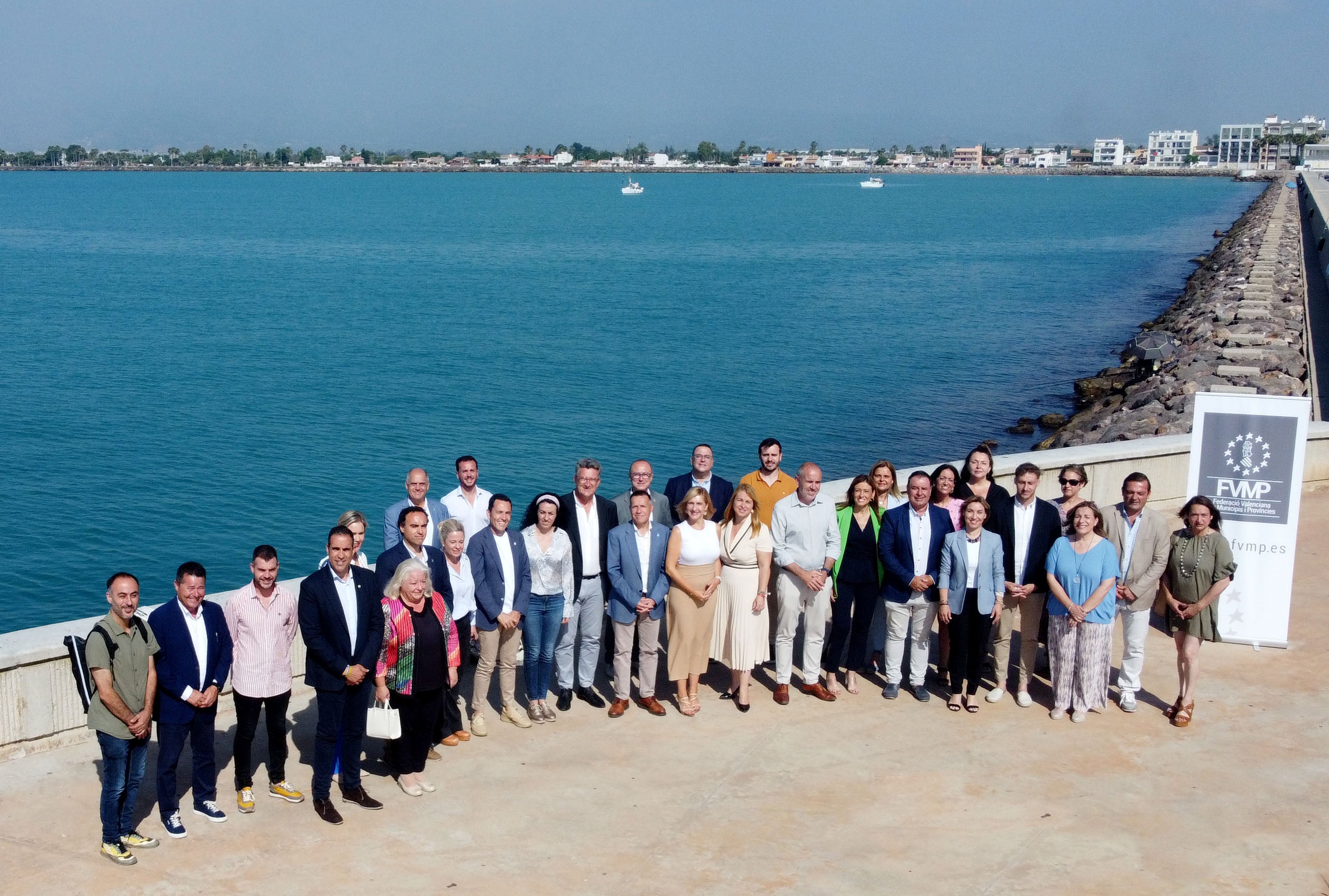 El litoral valenciano se une en Burriana para reivindicar políticas de protección para la costa El litoral valenciano se une en Burriana para reivindicar políticas de protección para la costa