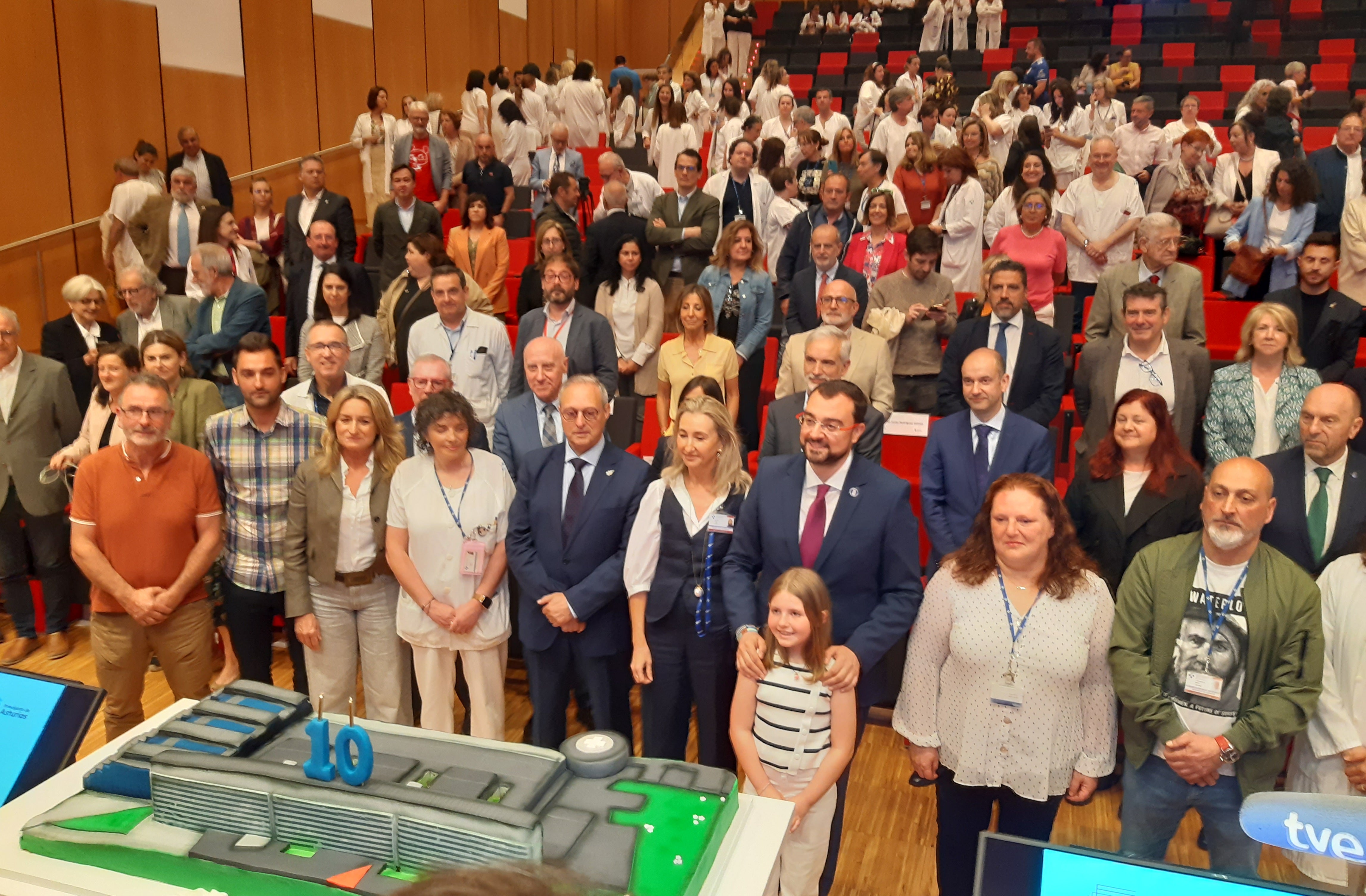 El HUCA cumple 10 años con 15.000 empleados diarios El HUCA cumple 10 años con 15.000 empleados diarios