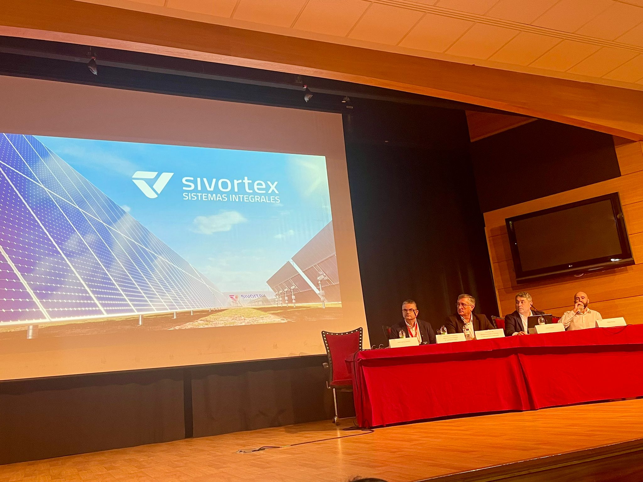 Proyectan un gran parque solar en el polígono de Teruel Proyectan un gran parque solar en el polígono de Teruel