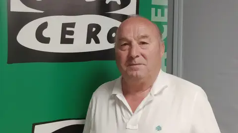 Los usuarios del Centro de Mayores Los Pinos de Alcalá de Henares piden soluciones para el problema de climatización que sufren desde el mes de febrero Jacinto Sacedo, presidente del Centro de Mayores Los Pinos de Alcalá de Henares