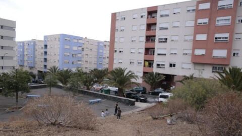 Un edificio de viviendas